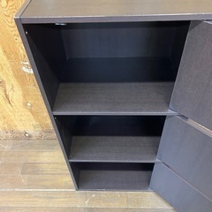 k102108 カラーボックス 3段扉付き 収納家具 ブラウン 本棚 オシャレ インテリア レトロ アンティーク 家具 現状品 中古品 の画像