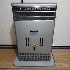 ビンテージ　POD 芯上下対流式 2筒式 ストーブ / 現状品\n\n ビンテージ POD 芯上下対流式 2筒式 ストーブ振動感知自動消火機能