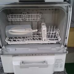 【愛品倶楽部柏店】パナソニック 2021年製 食器洗い乾燥機 NP-TSP1-Wの画像