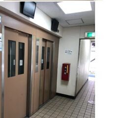 新宿区３駅利用　事務所可(レンタルスペース相談)　３４㎡　形良いです　 − 東京都
