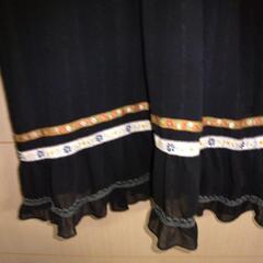 黒のワンピースの画像