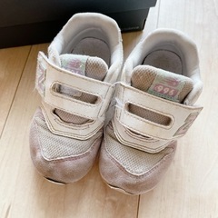 ニューバランス 14cm スニーカーの画像