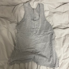 タンクトップ