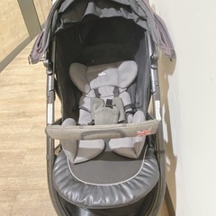 Joie 三輪ベビーカー ブラックの画像