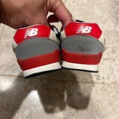 newbalance スニーカーの画像