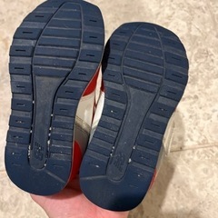 newbalance スニーカーの画像