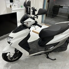 ヤマハ　シグナスX125  低走行230キロ　の画像