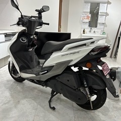 ヤマハ　シグナスX125  低走行230キロ　の画像
