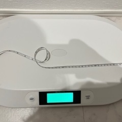 赤ちゃん　体重計の画像