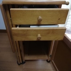 【受付終了しました】サイドテーブル ドレッサー キッチンラック　作業台の画像
