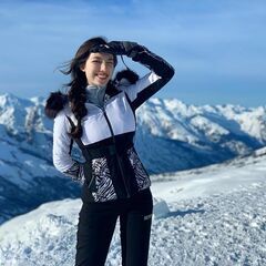 😊友達が一緒にスキーに行く人を募集する❤️