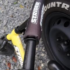価格相談に乗ります。ストライダー(イエロー)。キックバイク。足こぎ自転車。正規品の画像