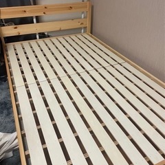 取引終了。無印セミダブルベットフレーム