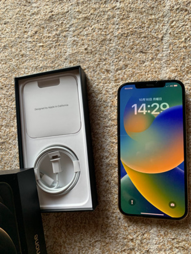 格安　iPhone 12promax 256GB 大画面