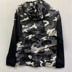 NIKE DRI-FIT 　長袖総柄パーカー　子供服　レディース　サイズLの画像
