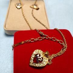 NINA RICCI  05 ネックレス·イヤリング（未使用品）の画像