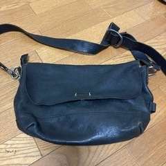 ❣️🌸 大人気グリーンレーベルリラクシング　レザーショルダー鞄