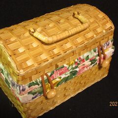 バスケット入りコーヒーカップセットの画像
