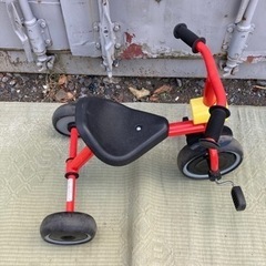 引渡済　中古　三輪車　赤の画像
