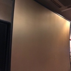 100インチ　業務用プロジェクタースクリーン の画像