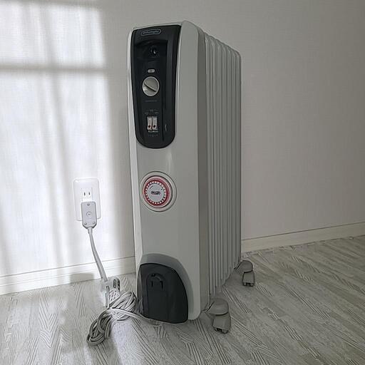 DeLonghi デロンギ オイルヒーター H770812EFSN 8畳〜10畳用 1200W 暖房機器 動作OK