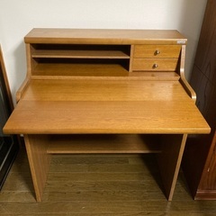 木製学習机の画像