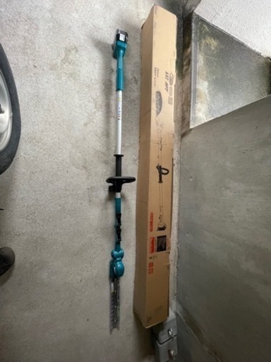 充電式ポールバリカン　マキタ　ほぼ新品