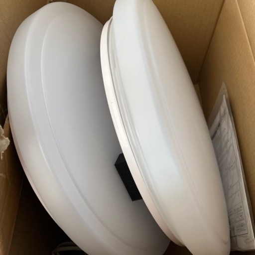値下げしました。LEDシーリングライト　3点　リモコン付き　値引きいたしました