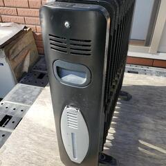 旧式オイルヒーター最大1400Wの画像