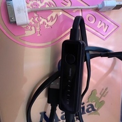 iPod2台とiPodFMトランスミッターUSB充電ケーブルの画像