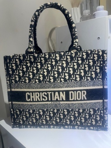 Dior ブックトート