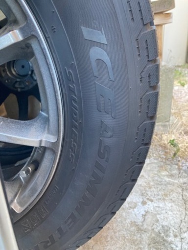 スタッドレスタイヤ　ピエリ　ICE ASIMMETRICO 225/65R17 4本　ホイール付き