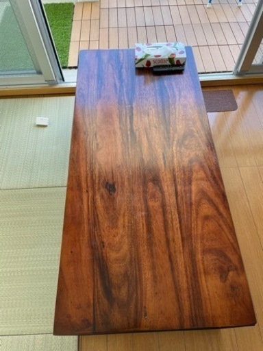 コーヒーテーブル