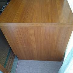 【終了】机　鍵付き（勉強机にオススメ）の画像