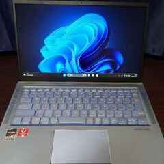 ほぼ未使用　ASUS ZenBook 14 UM431DA 　ノ...