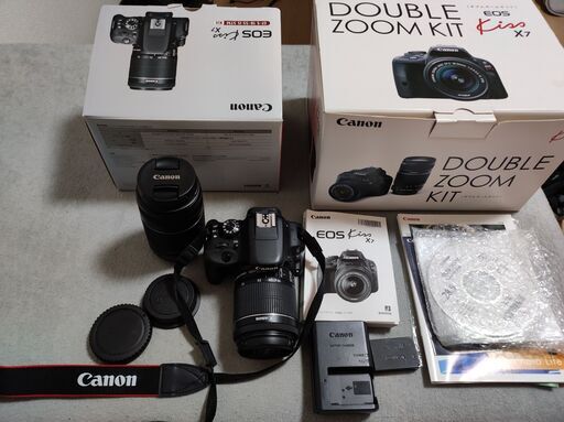 Canon EOS KISS x7 ダブルズームキット　カメラ
