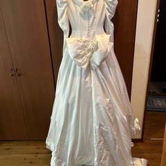 ウェディングドレス