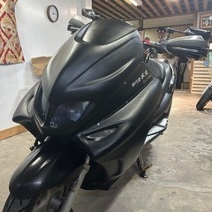 マジェスティ125FIフルエアロ (お話し中)