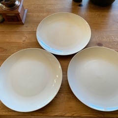 取引中　大皿、コーヒーミルの画像