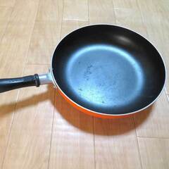 【無料】フライパン 26cmの画像