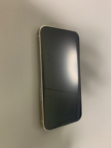 iPhone 13 Pro 256GB シルバー SIMフリー　現金手渡しに変更希望の際は5000円お値引き致します 