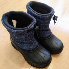 ◆値下げ◆子供用スキーウェア、ブーツ、手袋セットの画像