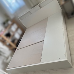 ニトリ　クイーンサイズ　ベッドフレーム
