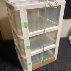 収納ボックスの画像