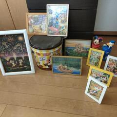 チップ&ディールのジグソーパズルと丸い缶（完成品）他