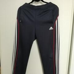adidasジャージー上下セットの画像