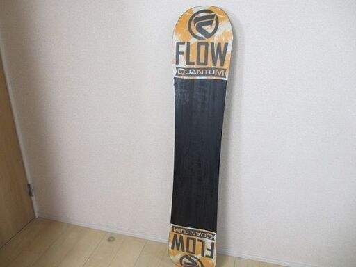 【取引完了】FLOW　QUANTUM　152cm　スノーボード