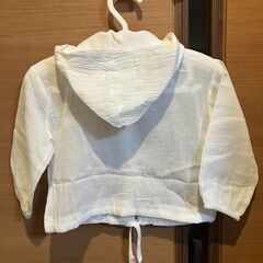【新品・未使用】ふんわりコットンパーカー（80サイズ）の画像