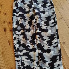 トップバリュイオンボアフリースパジャマセット150 ルームウェア部屋着寝間着の画像