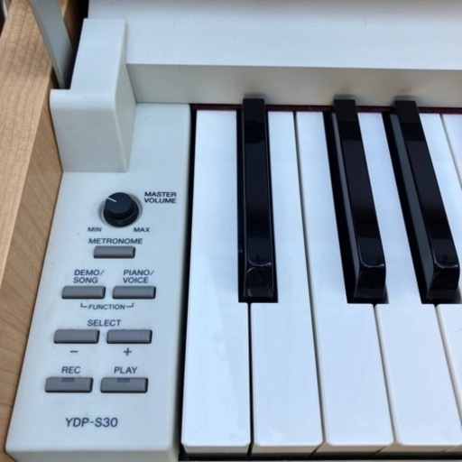 《売約済》【品川区リサイクルショップ / 配送無料エリアあり】ヤマハ　デジタルピアノ　電子ピアノ　YAMAHA YDP-S30 椅子付き　検　YDP-S30